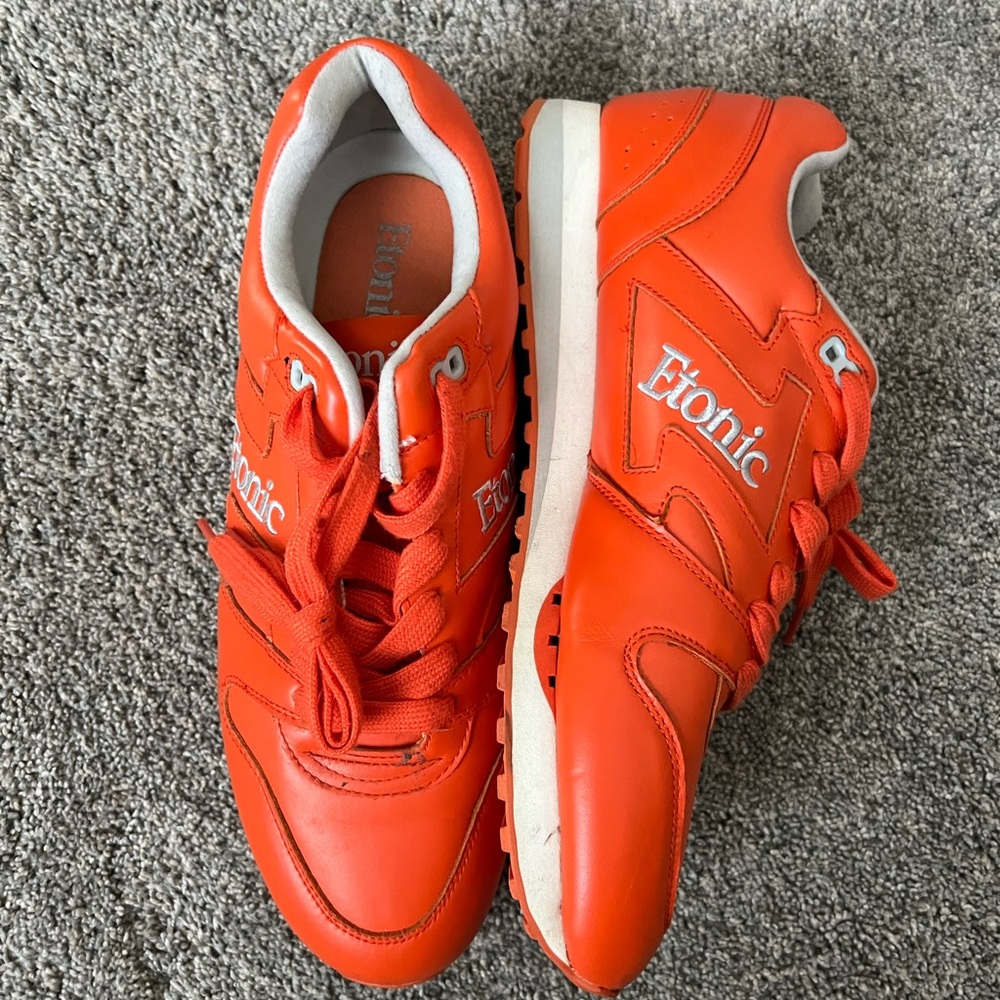 New Orange Etonic men’s shoes